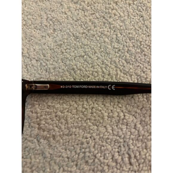 TOM FORD Acetate Rock Sunglasses TF290 Black - Picture 11 of 13